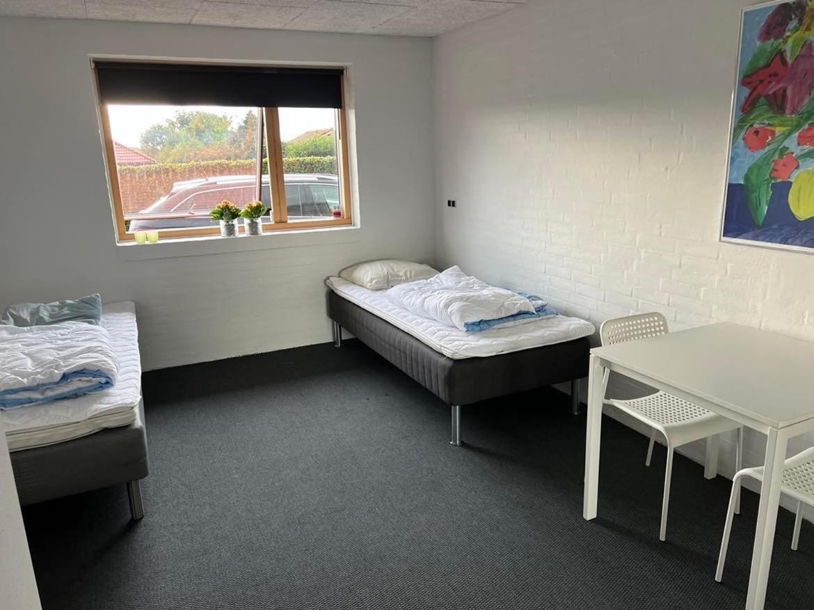 Ebbesens Bed And Bath - Two Double Rooms Хернинг Экстерьер фото